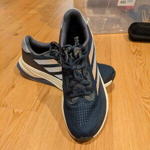 Adidas Supernova Solution 8.5 US / EU 42